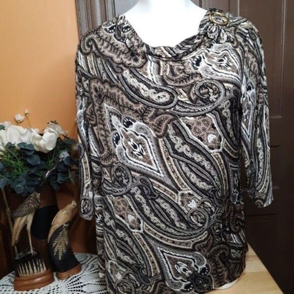 Susan Graver Women's Drape Neck Blouse size 2X - Picture 12 of 12